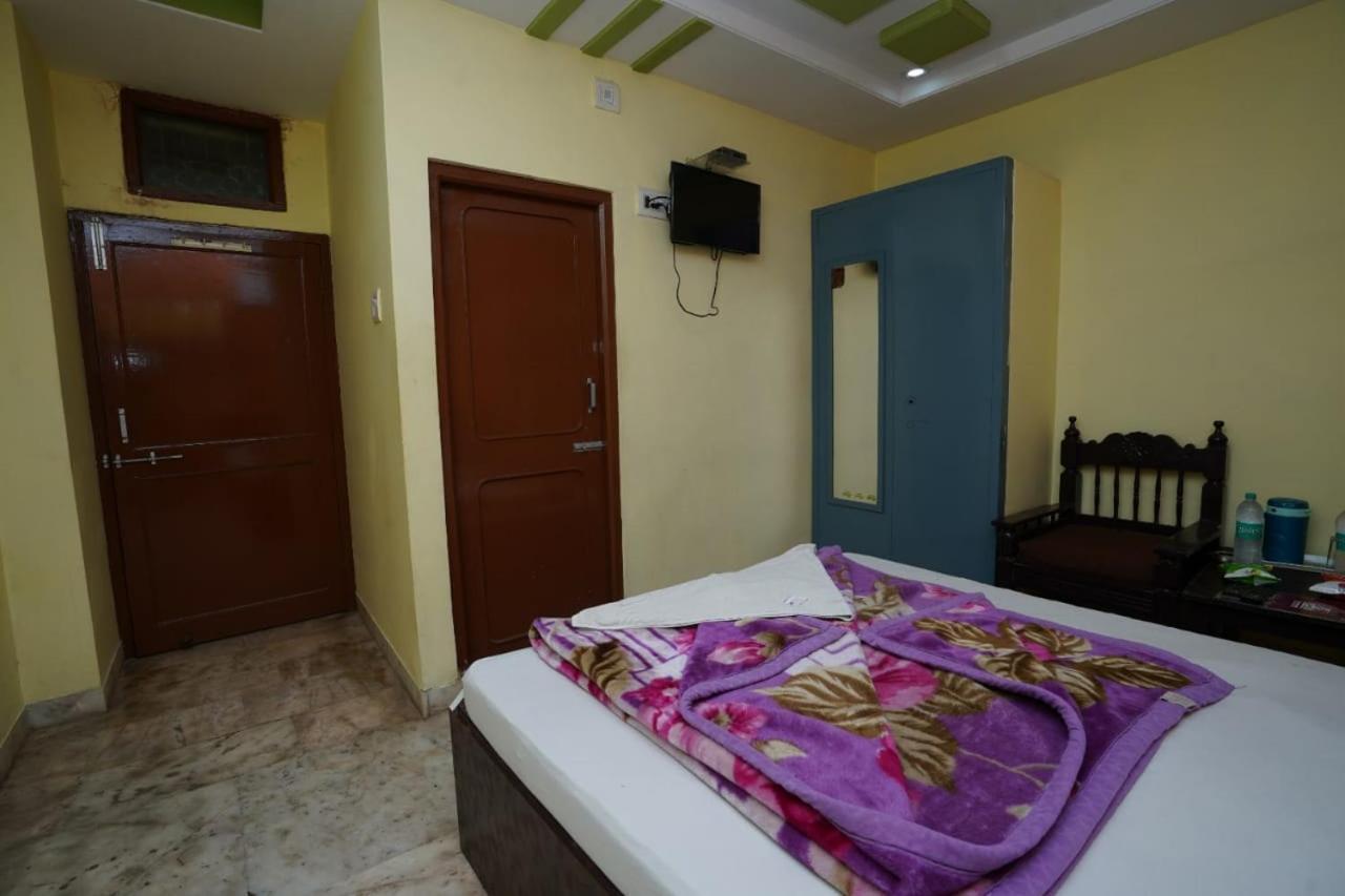 Hotel Gokul Palace Udaipur Esterno foto