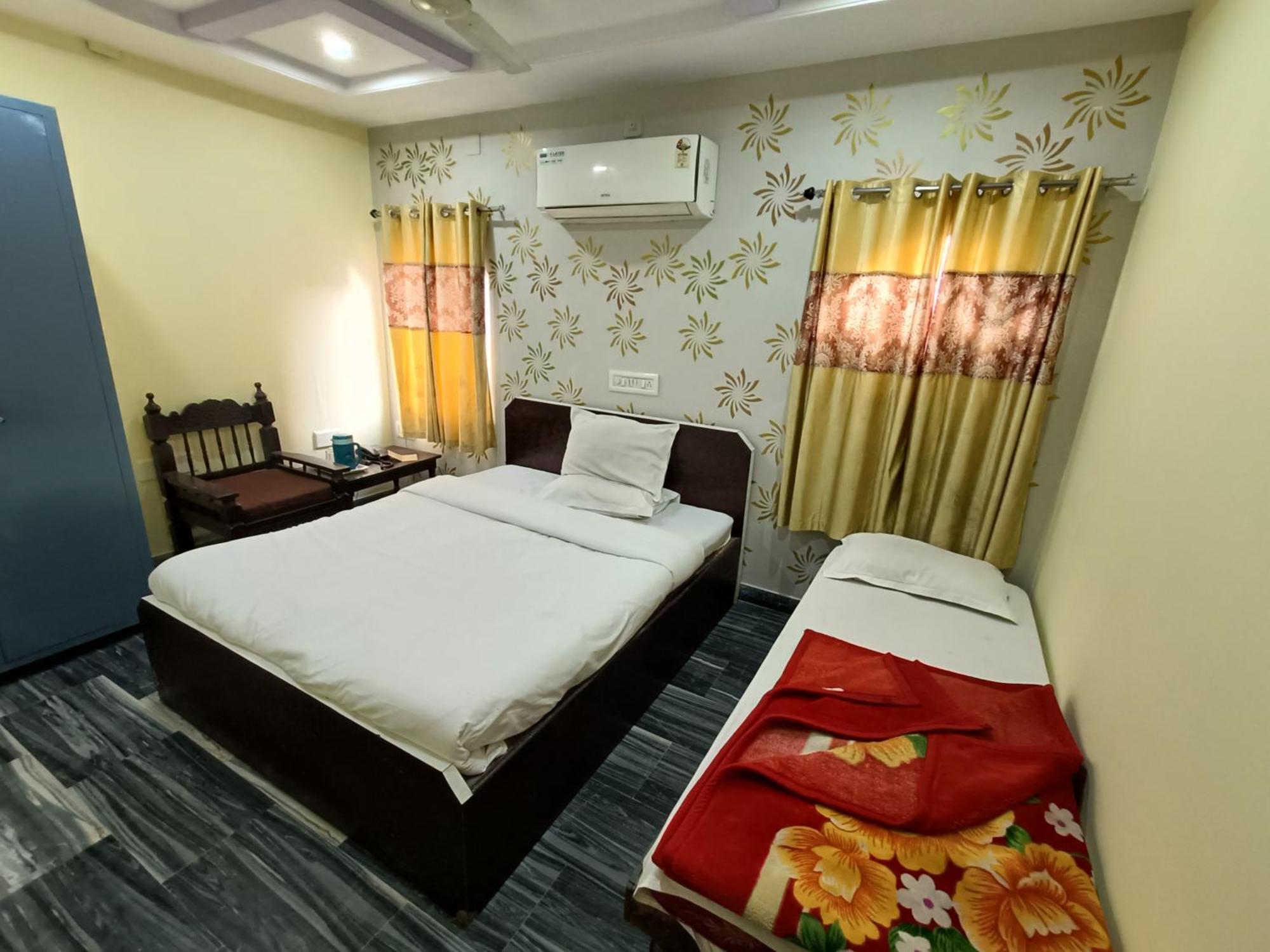 Hotel Gokul Palace Udaipur Esterno foto