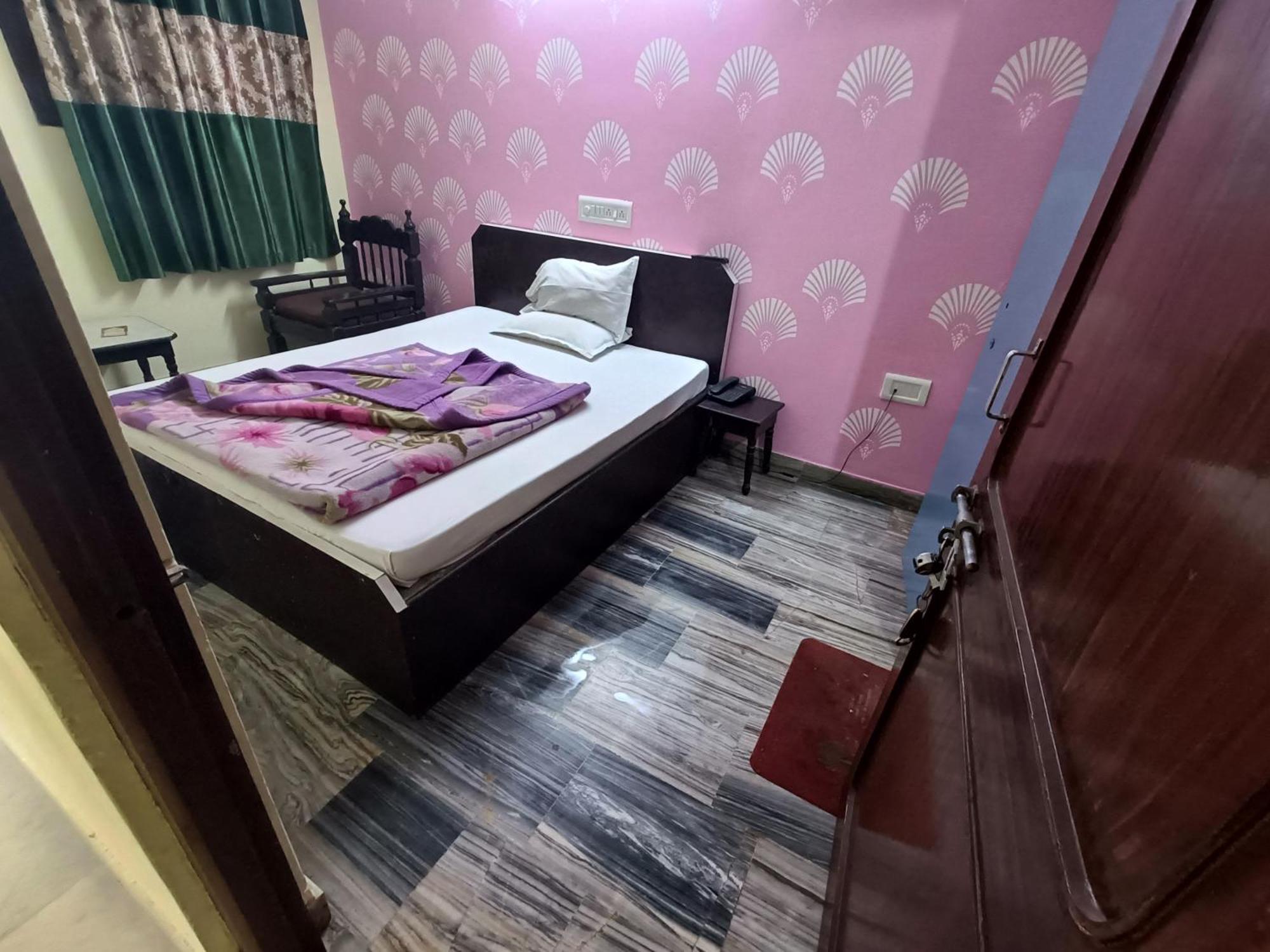 Hotel Gokul Palace Udaipur Esterno foto